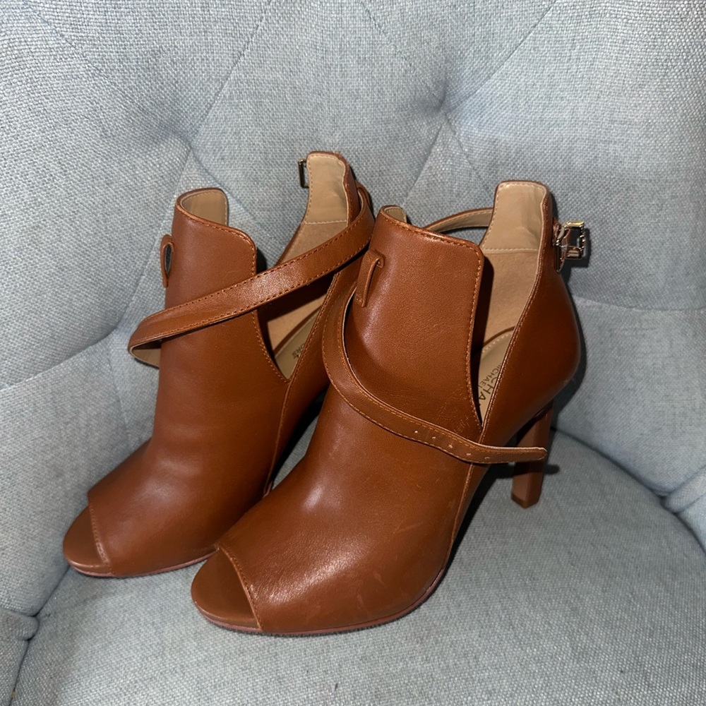MICHAEL Michael Kors Tan Heeled Boots